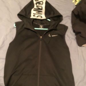 Nike vest